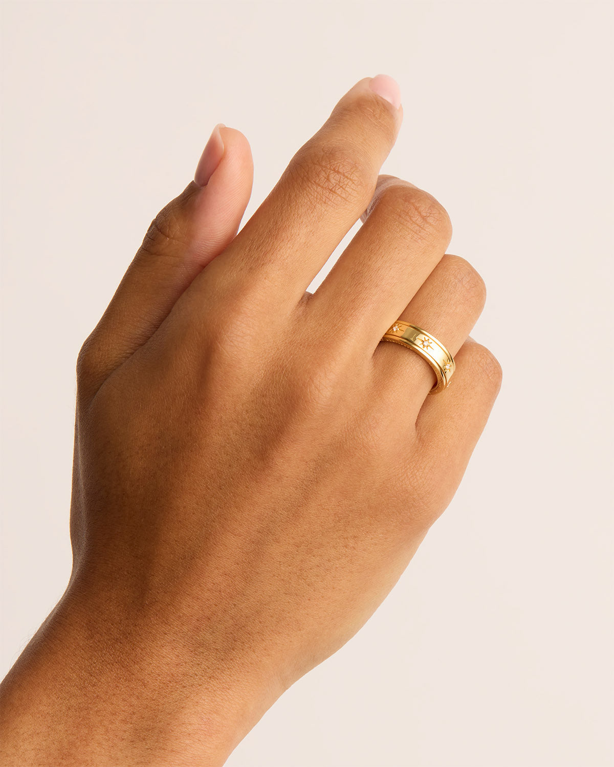 By Charlotte I Am Loved Spinning Meditation Ring, Gold