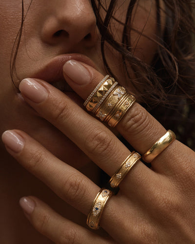 By Charlotte I Am Loved Spinning Meditation Ring, Gold