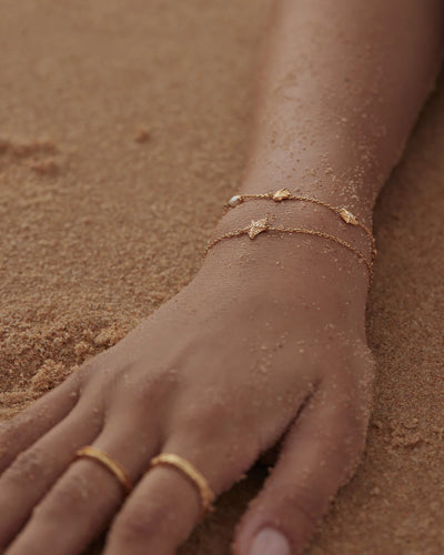 By Charlotte By the Sea Starfish Bracelet, Gold