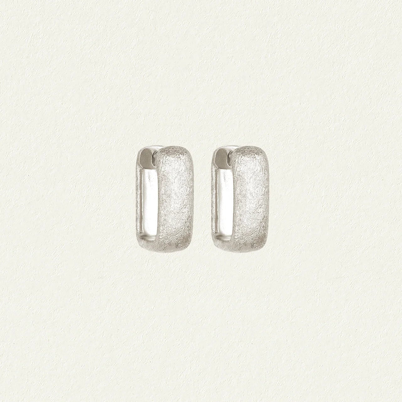 Temple of the Sun Alida Square Hoops, Silver