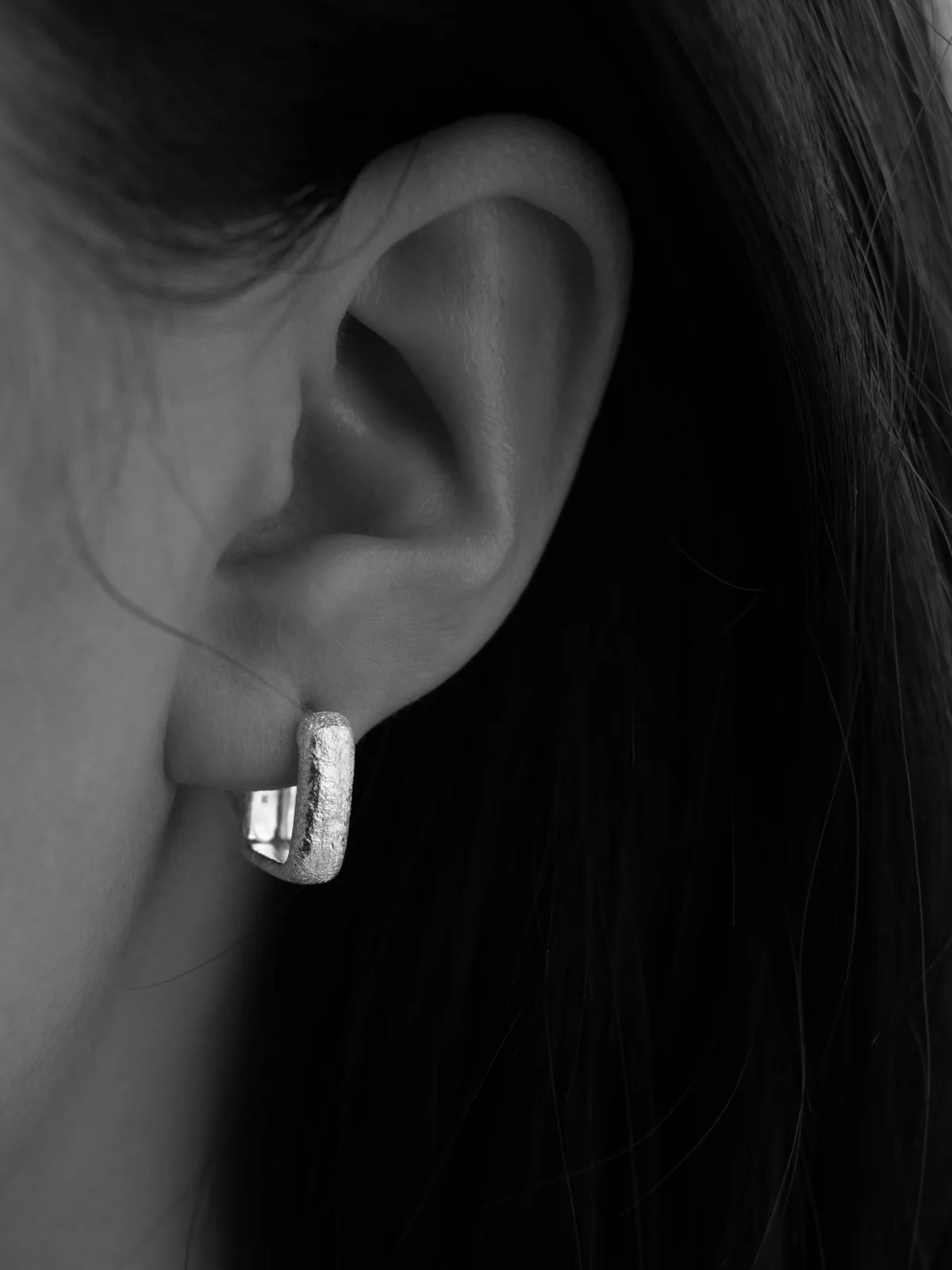 Temple of the Sun Alida Square Hoops, Silver